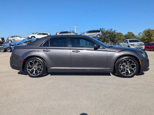 2017 Chrysler 300 S