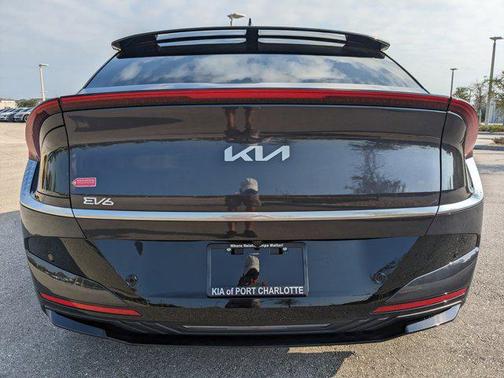 2025 Kia EV6 Wind