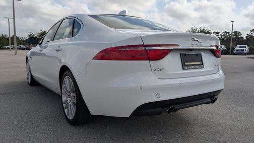 2018 Jaguar XF 25t Prestige