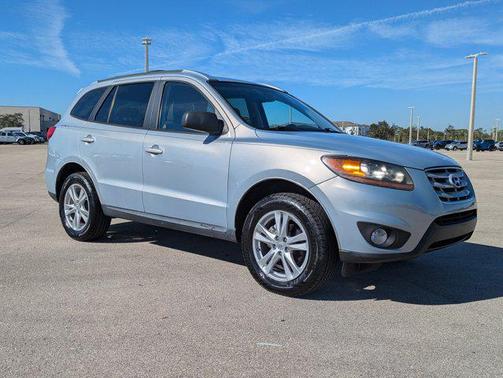 2010 Hyundai SANTA FE SE