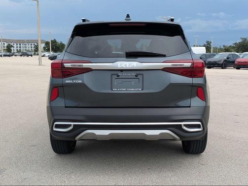 Gravity Gray 2023 Kia Seltos S