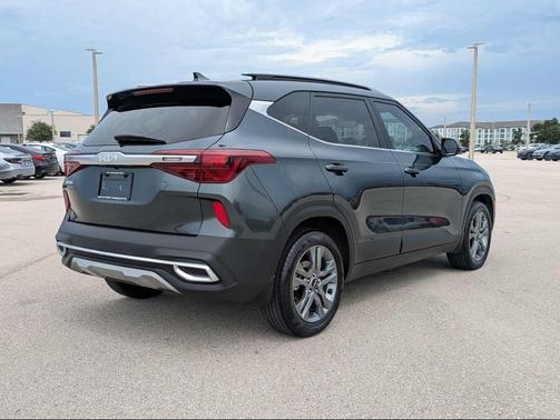 Gravity Gray 2023 Kia Seltos S