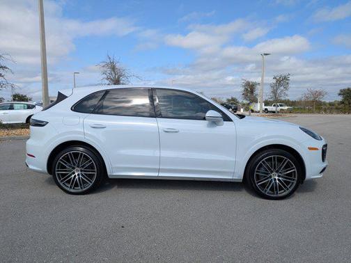 2019 Porsche Cayenne S