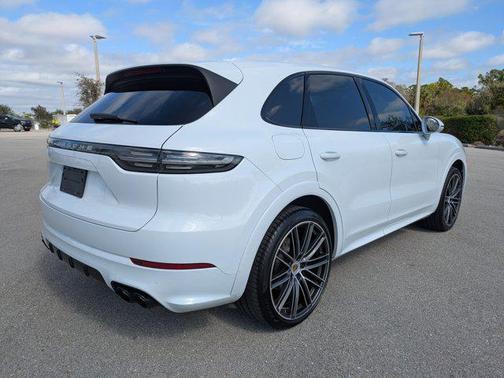 2019 Porsche Cayenne S