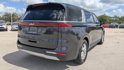 2023 Kia Carnival LX