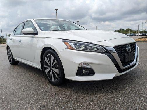 2020 Nissan Altima 2.5 SV