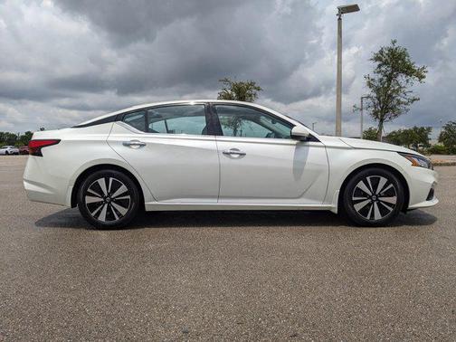 2020 Nissan Altima 2.5 SV