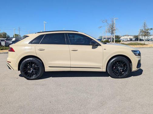 2023 Audi Q8 55 Premium Plus