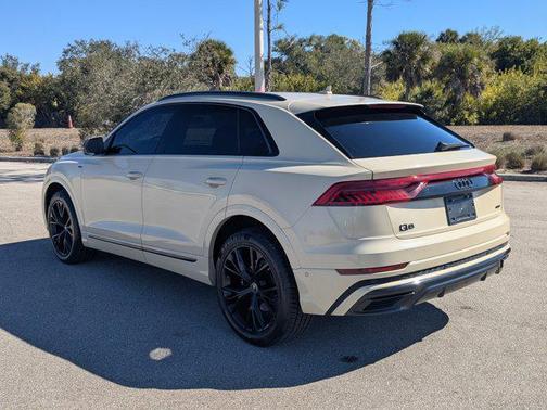 2023 Audi Q8 55 Premium Plus