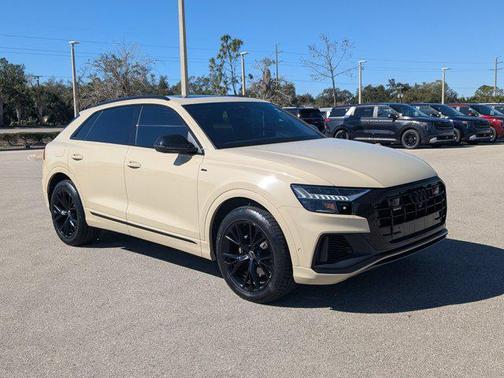 2023 Audi Q8 55 Premium Plus