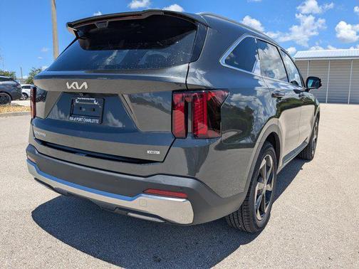 2025 Kia Sorento Hybrid SX Prestige