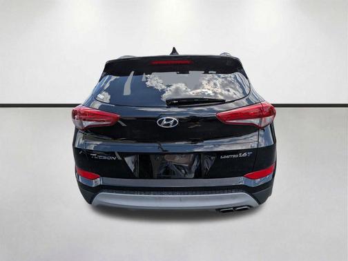 Black Noir Pearl 2018 Hyundai TUCSON Limited