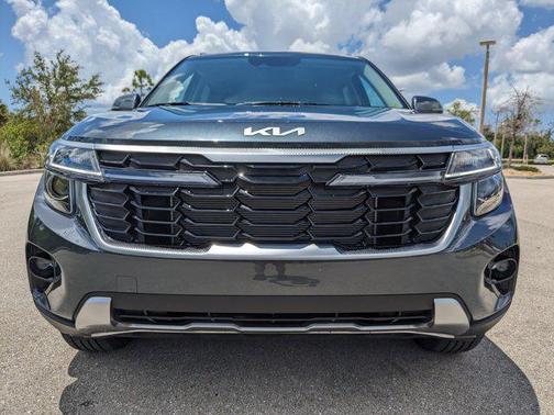 2025 Kia Seltos EX