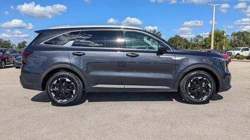 2025 Kia Sorento S