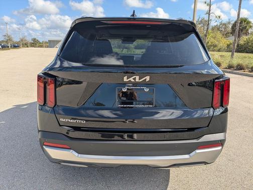 Ebony Black 2026 Kia Sorento EX
