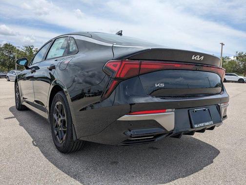 2025 Kia K5 LXS