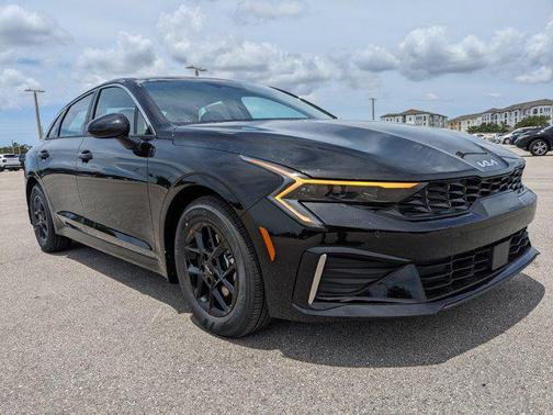 2025 Kia K5 LXS