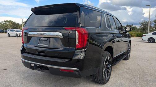 2022 GMC Yukon SLT