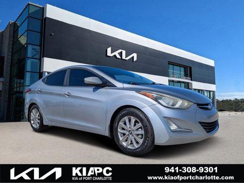 2015 Hyundai ELANTRA SE