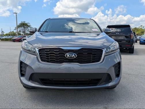 Everlasting Silver 2020 Kia Sorento LX