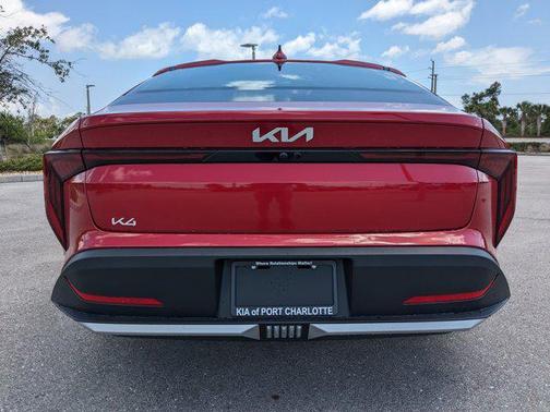 2025 Kia K4 EX