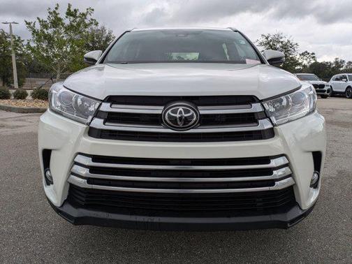 2017 Toyota Highlander Limited