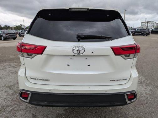 2017 Toyota Highlander Limited