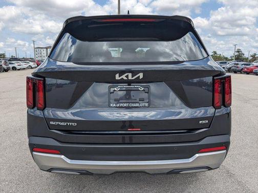 2025 Kia Sorento S