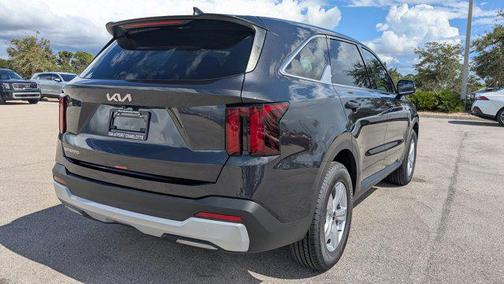 2026 Kia Sorento LX