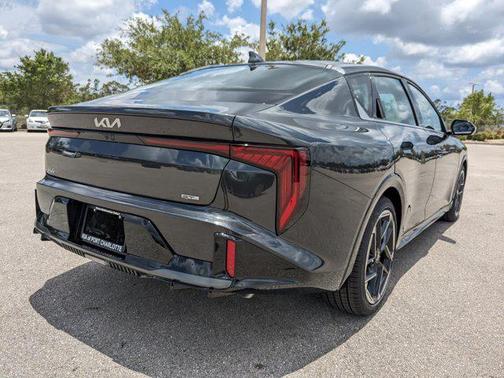 2025 Kia K4 GT-Line