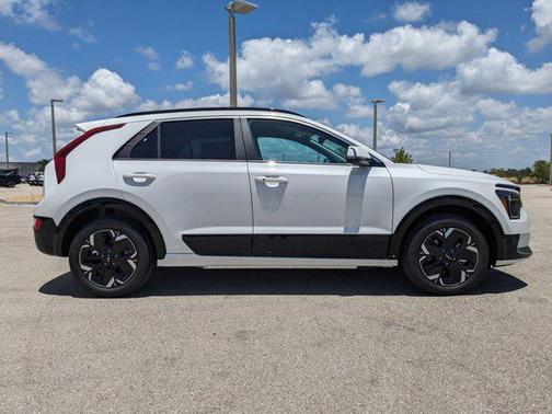 2025 Kia Niro EV Wind