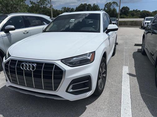 Ibis White 2021 Audi Q5 45 Premium Plus