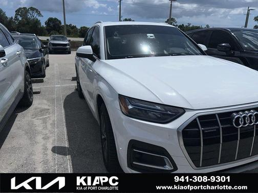 Ibis White 2021 Audi Q5 45 Premium Plus