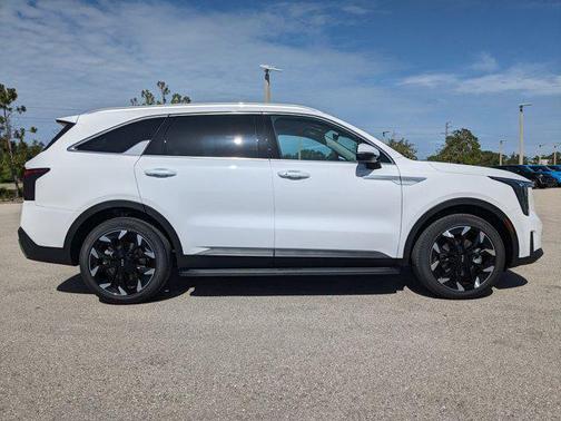 2025 Kia Sorento EX