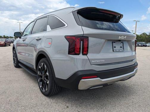 2025 Kia Sorento EX