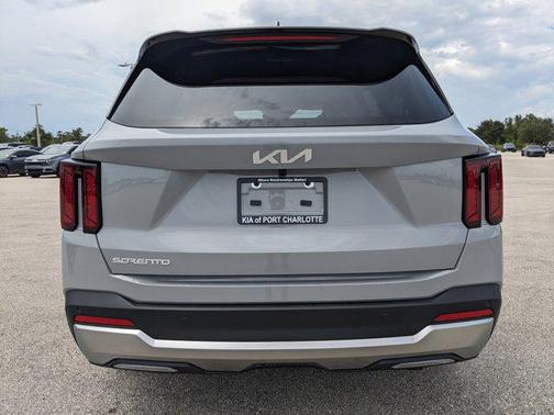 2025 Kia Sorento EX