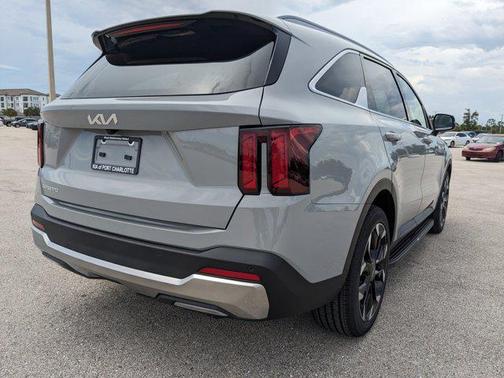 2025 Kia Sorento EX