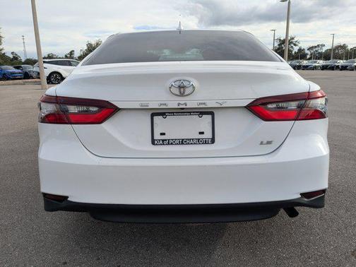 2022 Toyota Camry LE