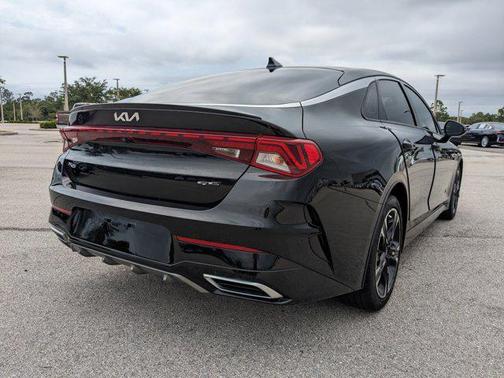 2022 Kia K5 GT-Line