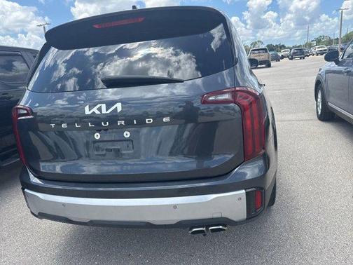 Gravity Gray 2024 Kia Telluride S