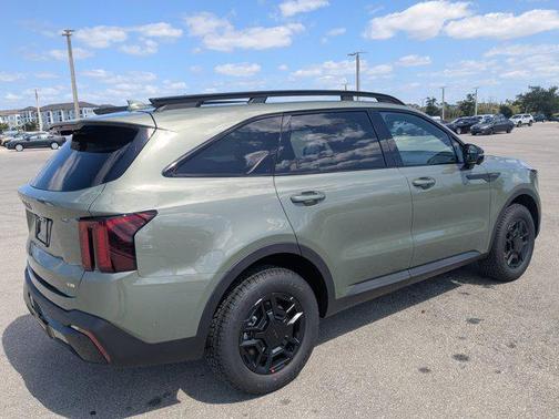 Jungle Green 2026 Kia Sorento SX