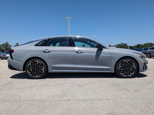2025 Kia K5 GT