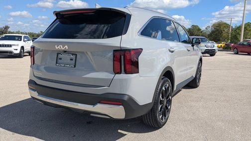 2025 Kia Sorento EX