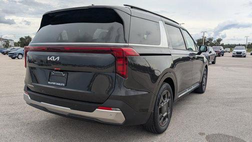 2026 Kia Carnival SX