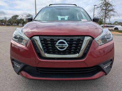 2019 Nissan Kicks SR