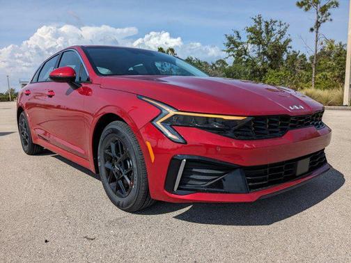 2025 Kia K5 LXS