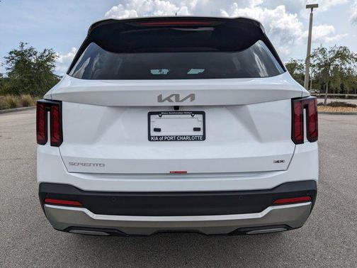 2025 Kia Sorento S