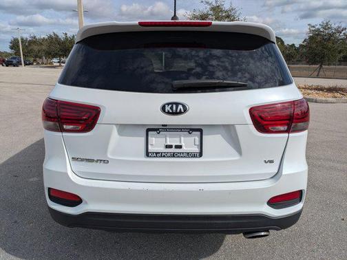 2020 Kia Sorento LX
