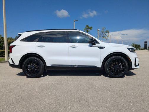 2022 Kia Sorento SX
