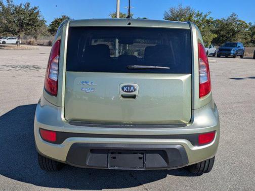 2013 Kia Soul +